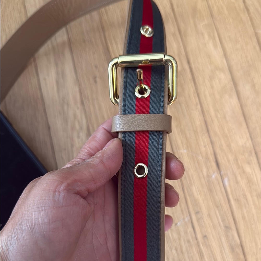 Bandolier Tan Phone Case with Strap 14 pro max - Picture 4 of 4